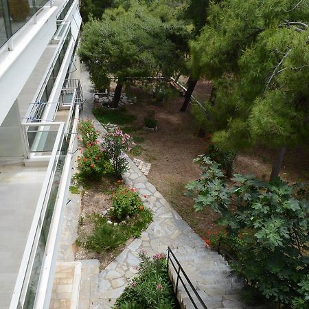 Kineta Apartments Bagian luar foto