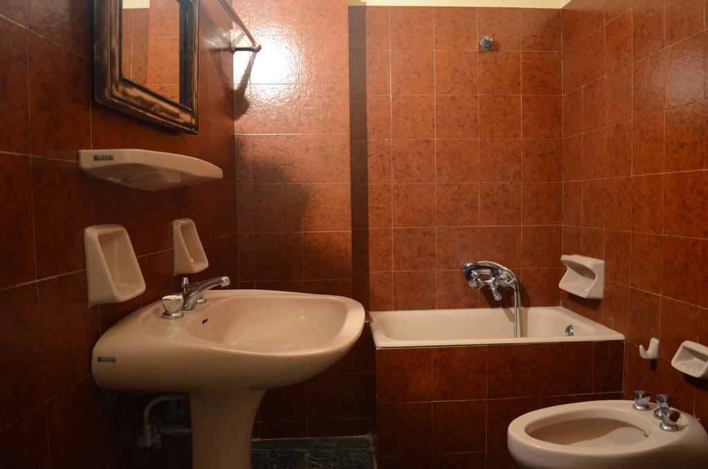 Kineta Apartments Bagian luar foto