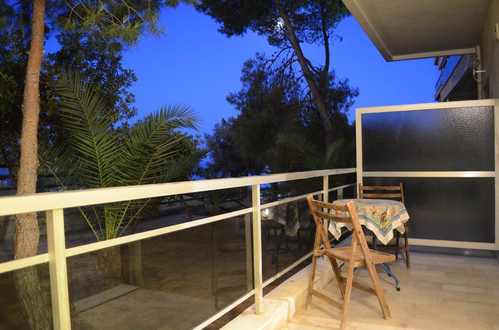 Kineta Apartments Bagian luar foto