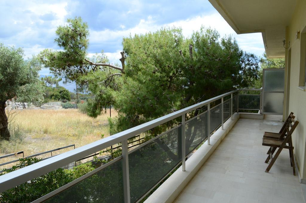 Kineta Apartments Bagian luar foto
